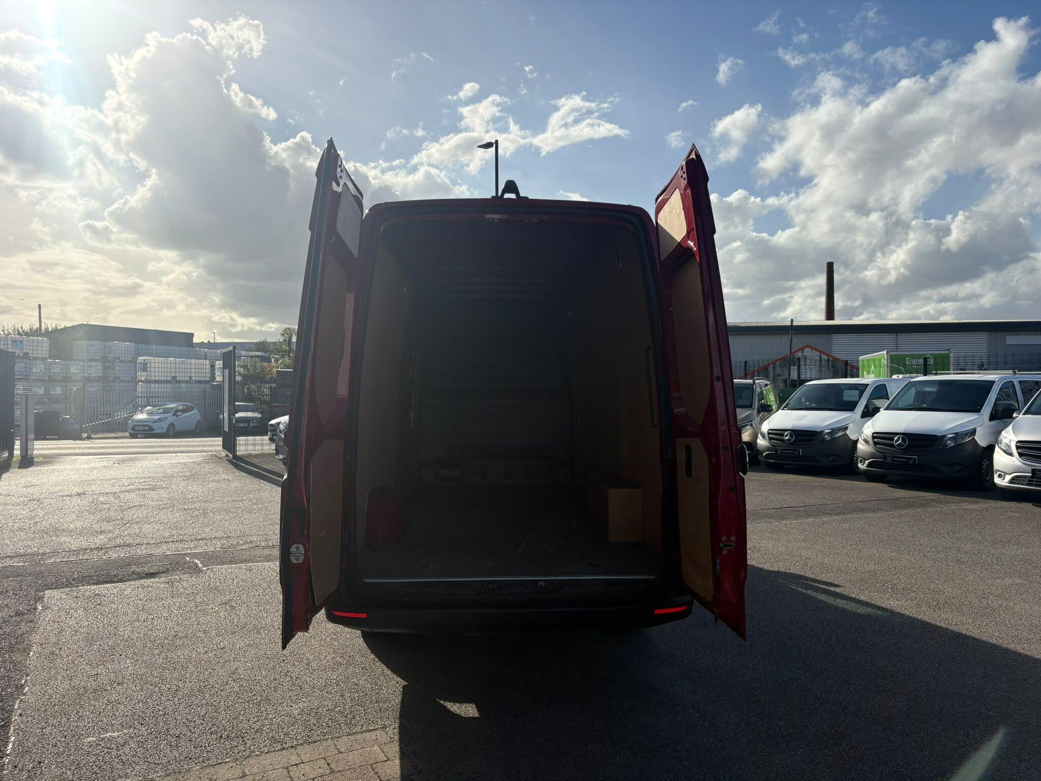 Mercedes-Benz Sprinter